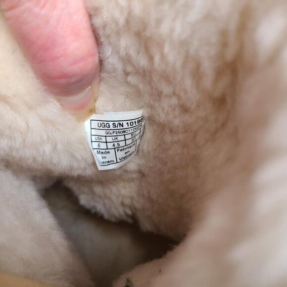 UGG Marice Tan Suede Gold Zip Up Shearling Boots size 6 NEW! NIB! NWT! - Picture 5 of 12